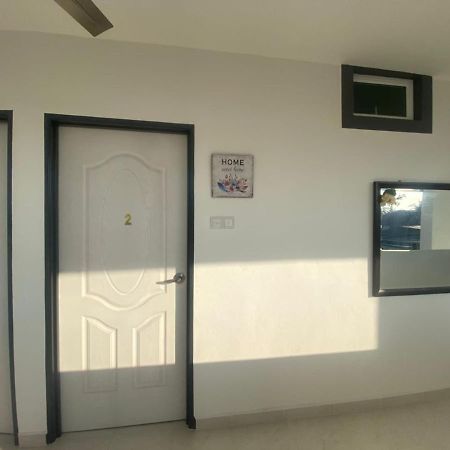 Dsinggahpcb Guest House Kota Bharu Extérieur photo